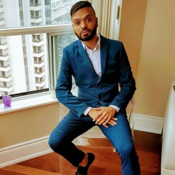 Meet your Posher, Kevin - Picture 1 of 1